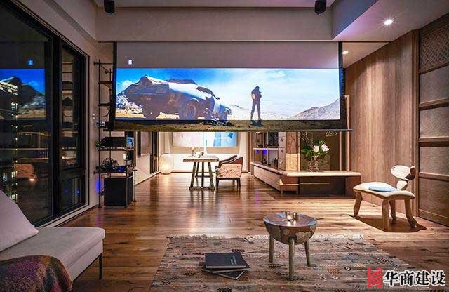 這樣的裝修設(shè)計加上160寸投影,沒有人會不喜歡