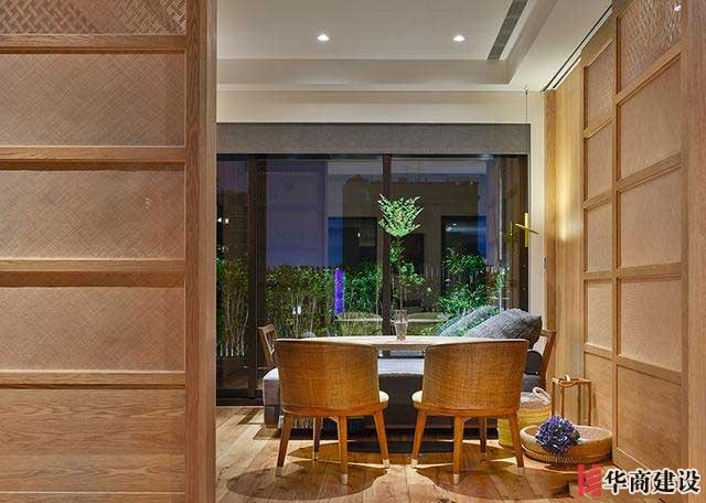 這樣的裝修設(shè)計加上160寸投影,沒有人會不喜歡