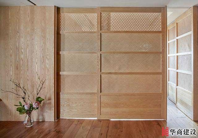 這樣的裝修設(shè)計加上160寸投影,沒有人會不喜歡