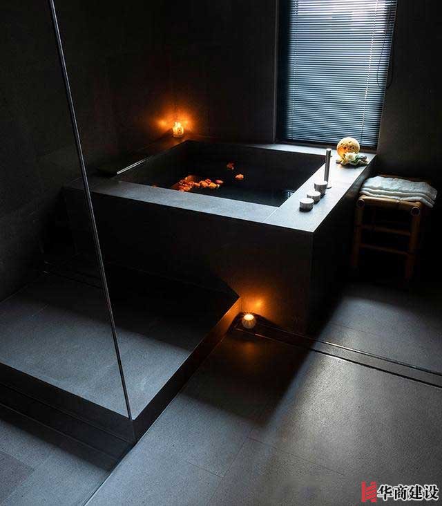 這樣的裝修設(shè)計加上160寸投影,沒有人會不喜歡