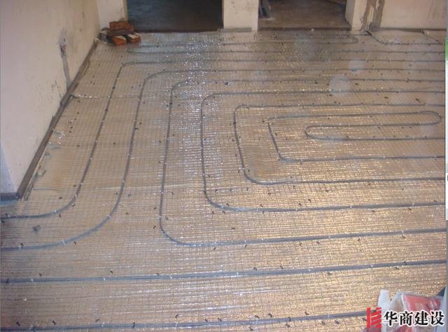 已經(jīng)裝修完了，明暖還能不能改成地暖